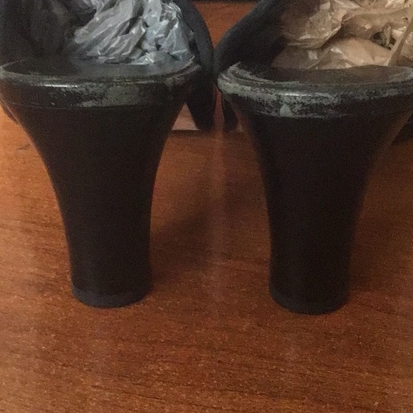 COLE HAAN BLACK SUEDE CLOGS SIZE 9.5 - Picture 16 of 16